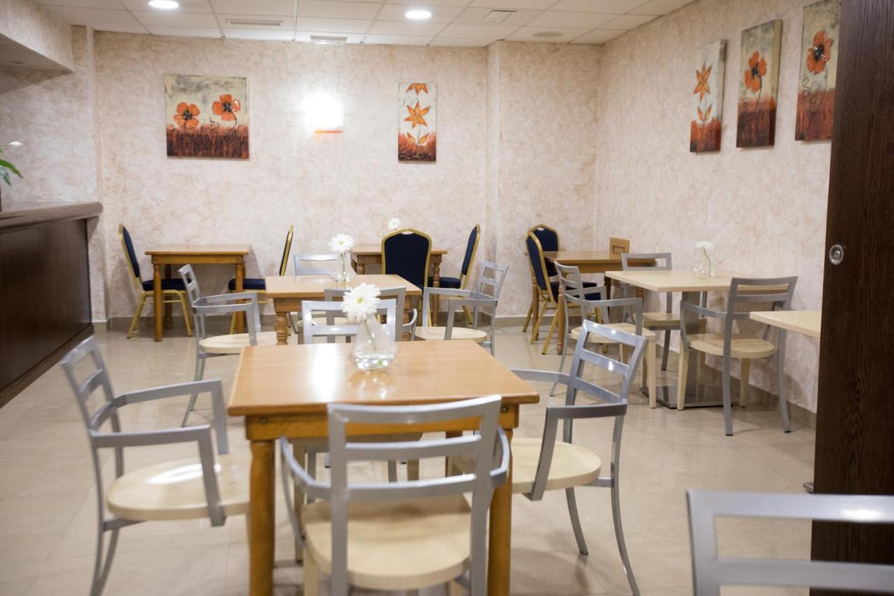 Hotel Arcco Ubeda Luaran gambar