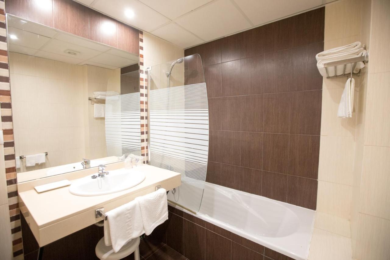 Hotel Arcco Ubeda Luaran gambar