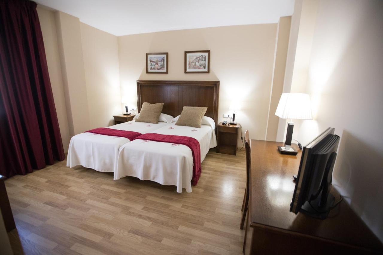 Hotel Arcco Ubeda Luaran gambar